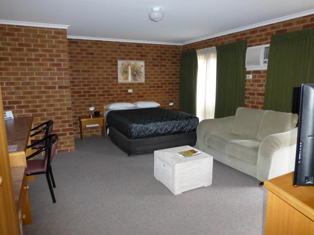 Inverloch Central Motor Inn Exterior foto
