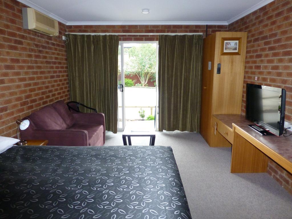 Inverloch Central Motor Inn Exterior foto